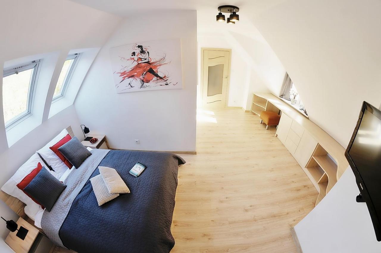 50 M Do Plazy Thobruk Apartamenty Piekna Dama Z Kolobrzegu Esterno foto